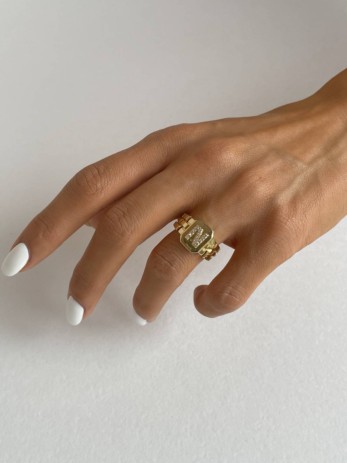 IMG_3127 Özel Seri Zirkon Taşlı Kalın Kemer Tasarım N Harfli Yüzük