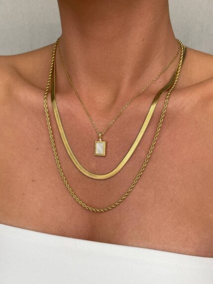 Dikdörtgen Tasarım Sedefli Çelik Kolye