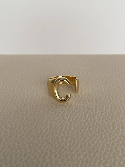 Özel Seri Kalın C Harfli Gold Yüzük