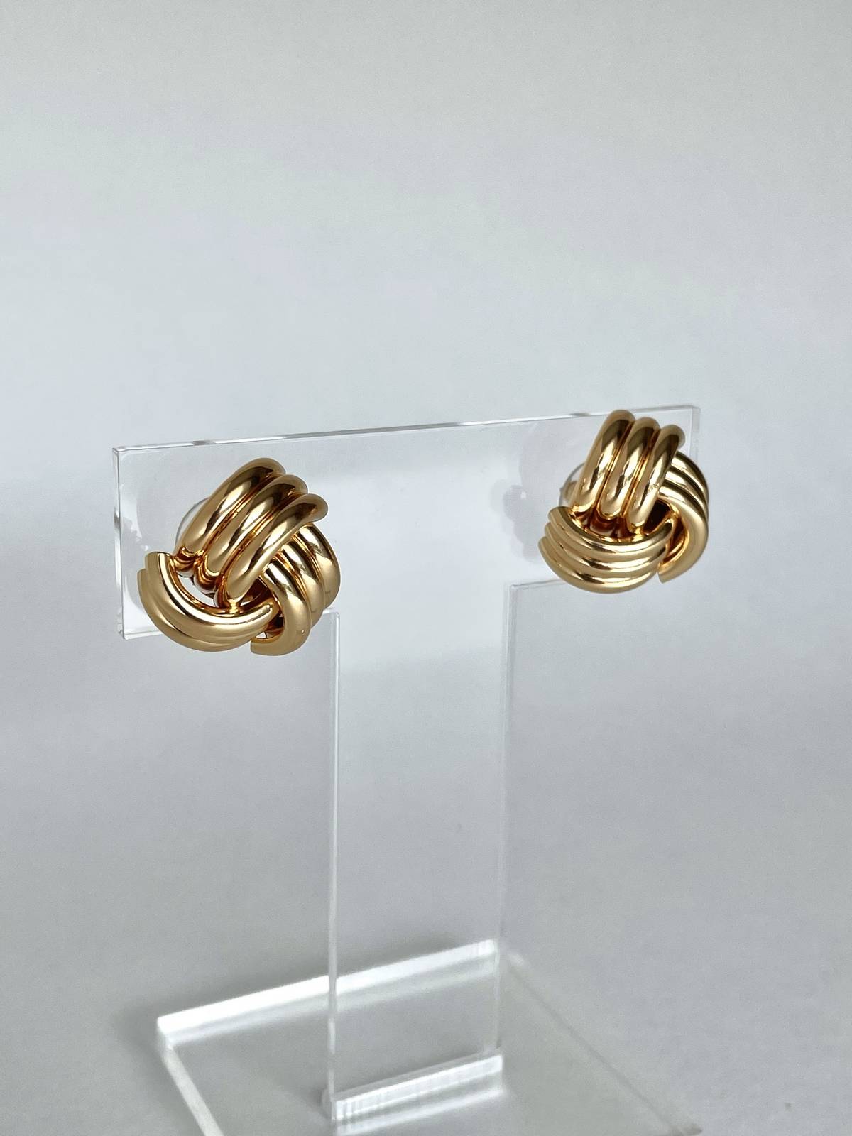 1689093483-64ad856bd49dd27629.jpg Özel Seri Kalın Düğüm Küpe