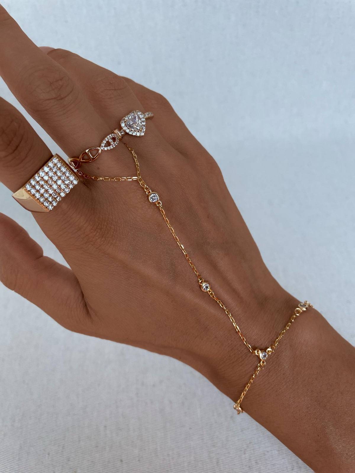 1689185076-64aeeb349f9db79159.jpg Özel Seri Tek Taş Tasarım Zincir Şahmeran