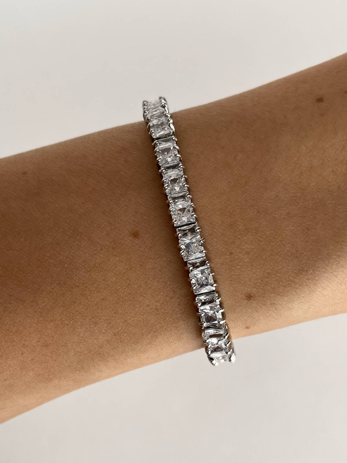 IMG_5872 Özel Seri Baget Taşlı Gümüş Bileklik