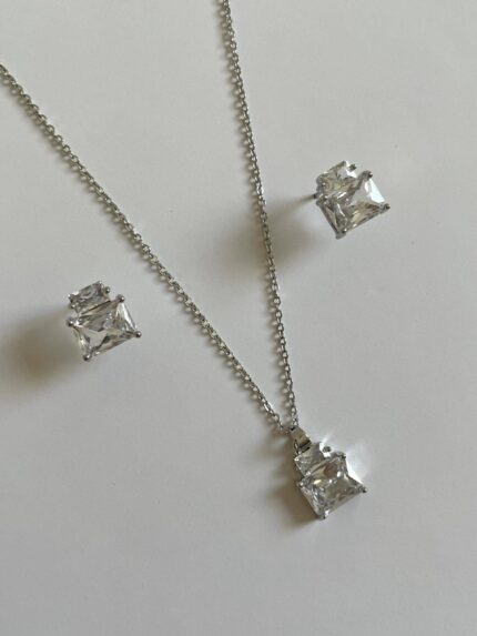 Özel Seri Baget Taşlı Kolye Küpe Set