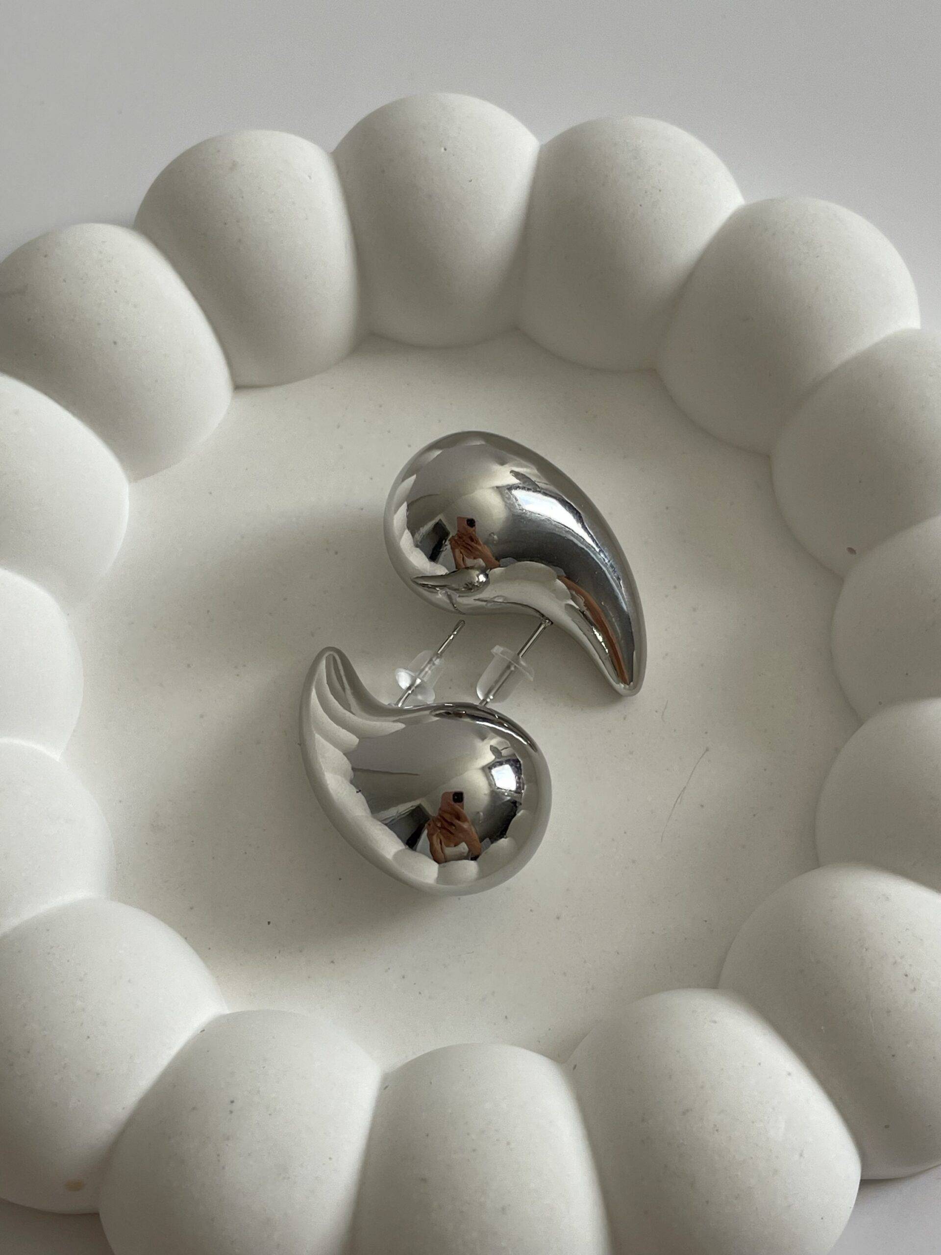 img_4423 Çelik Orta Boy Marka Muadil Gümüş Damla Küpe 3cm