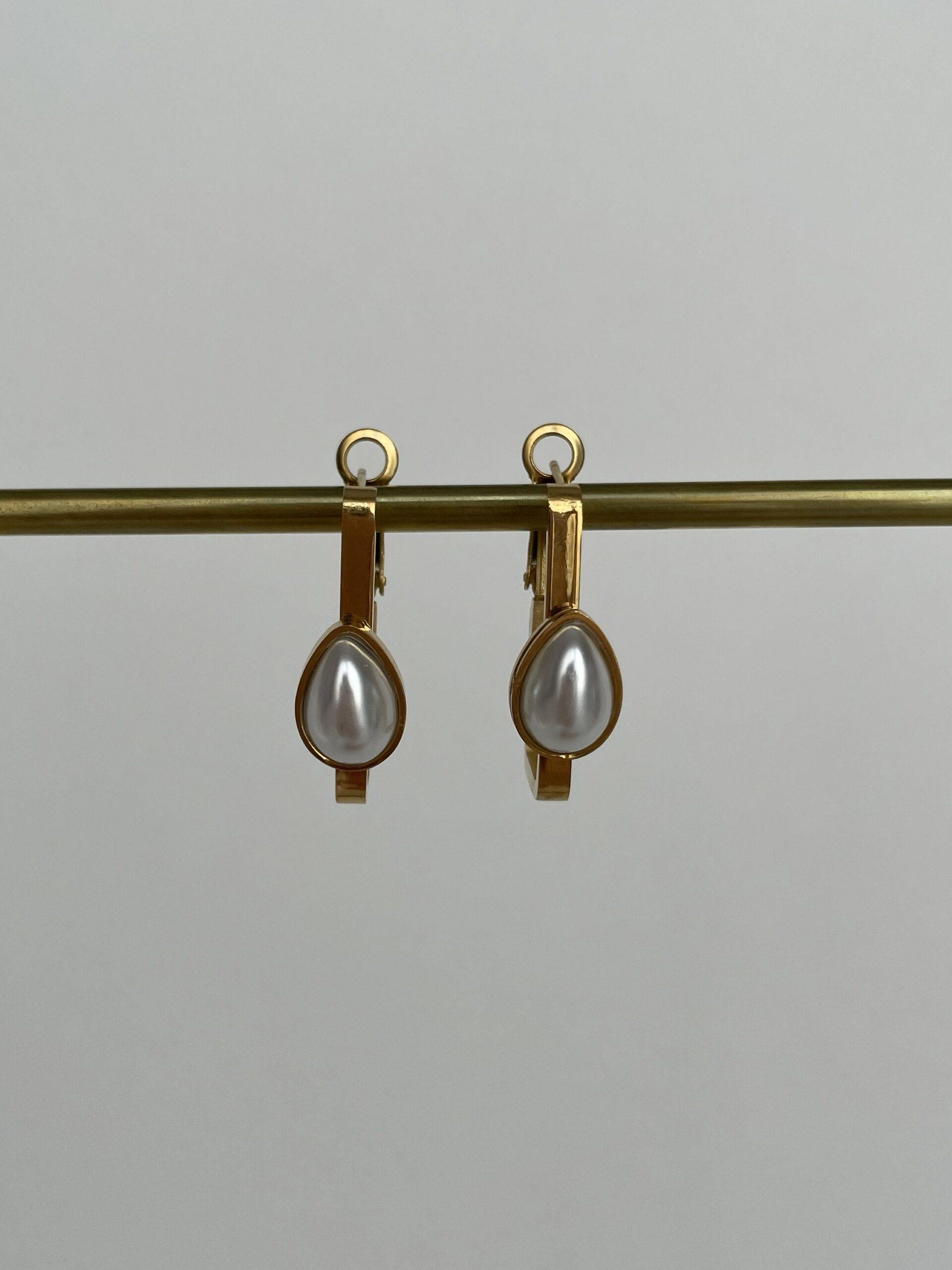 img_5680 Çelik İnci Detaylı Dikdörtgen Tasarım Gold Halka Küpe