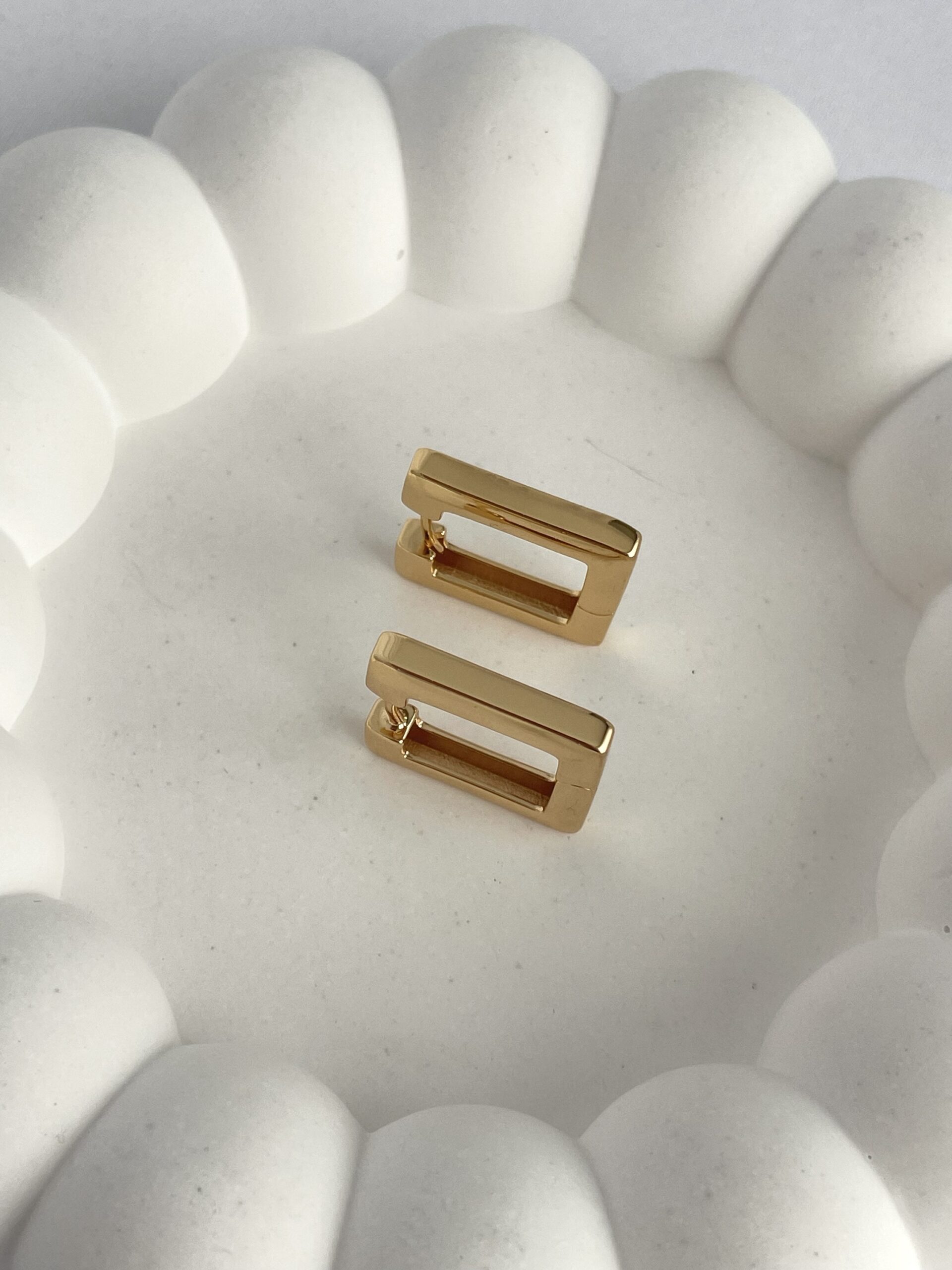 img_7412 Özel Seri Dikdörtgen Tasarım Gold Halka Küpe