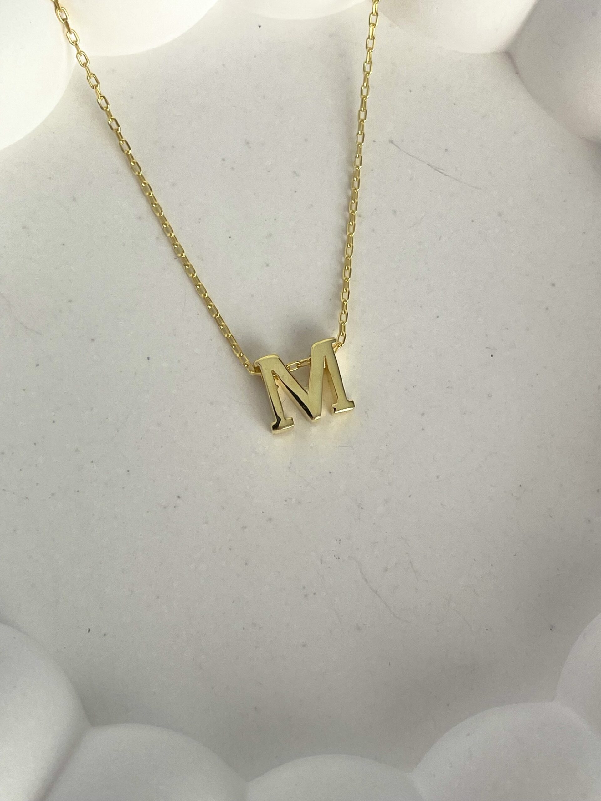 img_8588 925 Gümüş Minimal Tasarım M Harf Gold Kolye