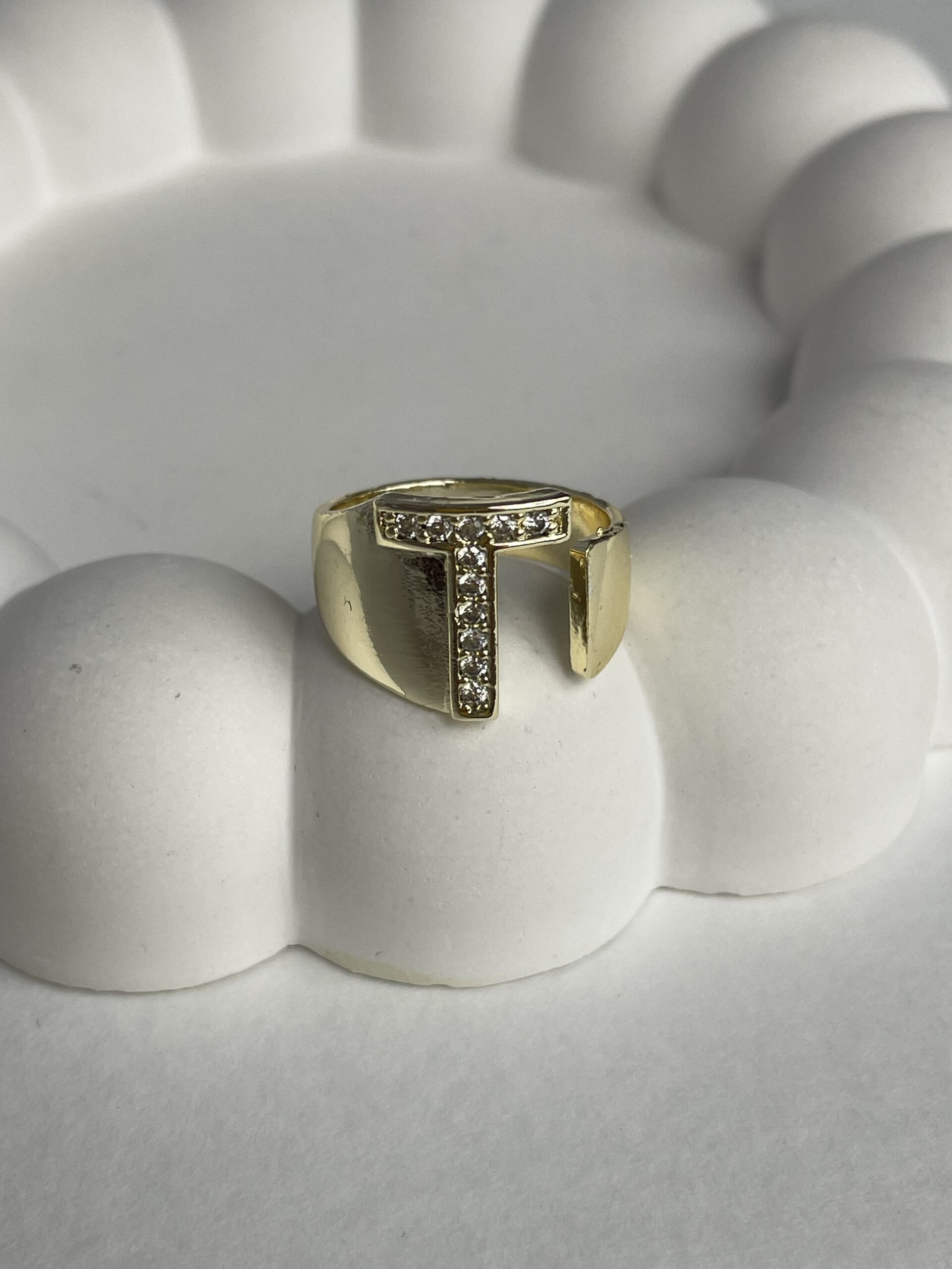 img_9531 Özel Seri Zirkon Taşlı T Harf Gold Yüzük