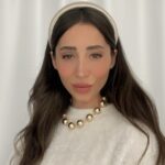 Krem Rengi Saten Taç