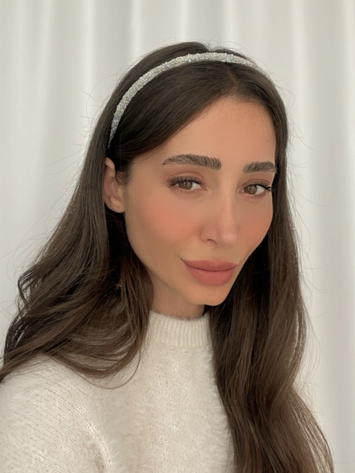 a1a78e5f-ef46-43fe-ae51-73d460d1a0ac Saydam Pullu Taç