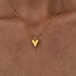 Çelik Minimal Kalp Tasarım Gold Kolye