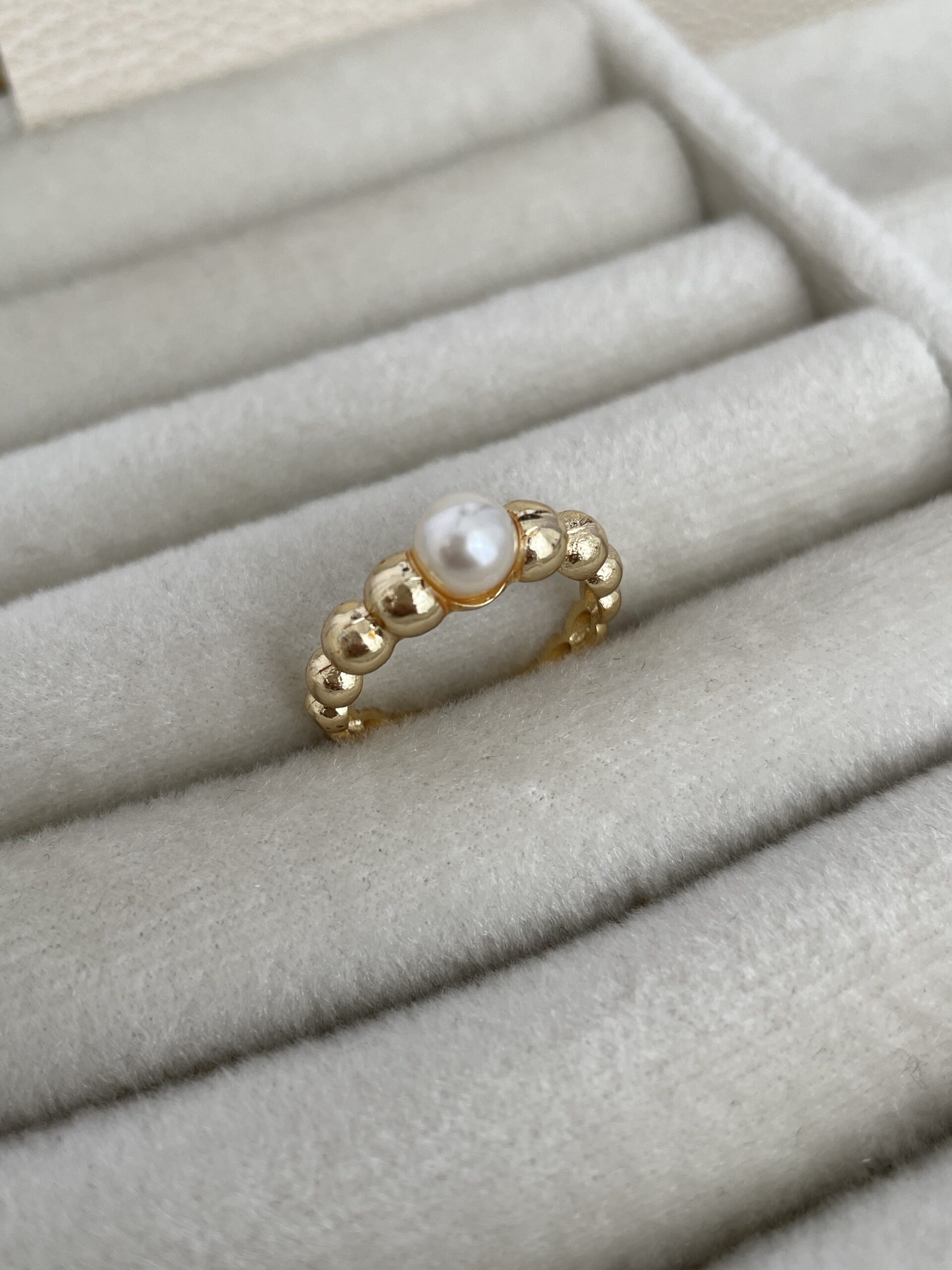 img_4669 Özel Seri Ayarlanabilir Gold Tek Taş İnci Yüzük