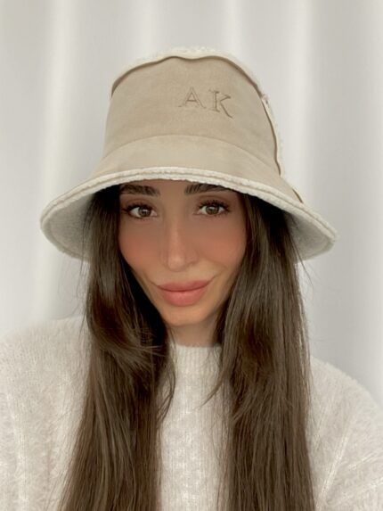 Kişiye Özel Bej İçi Kürklü Bucket Şapka