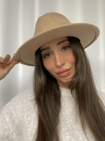 Bej Rengi Fötr Şapka