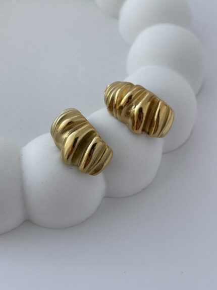 Çelik Asimetrik Desen Gold Küpe