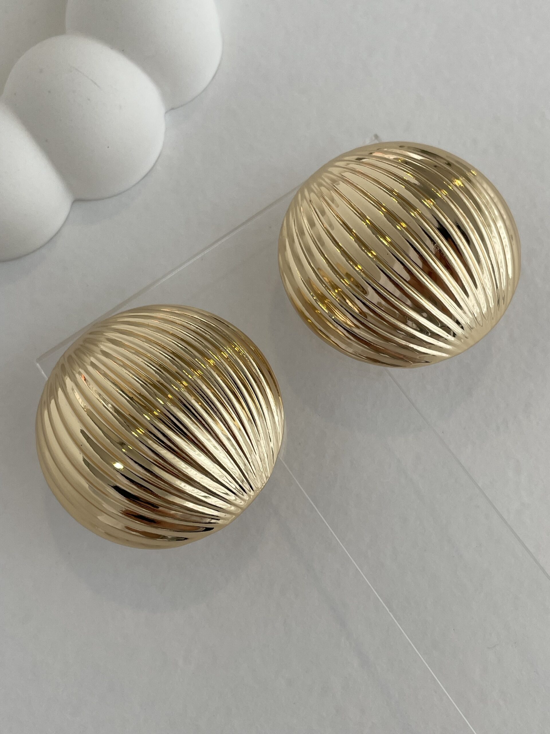 img_2380 Özel Seri Geometrik Desen Büyük Gold Küpe 4cm