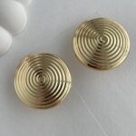 Özel Seri Sarmal Desen Büyük Gold Küpe 4cm