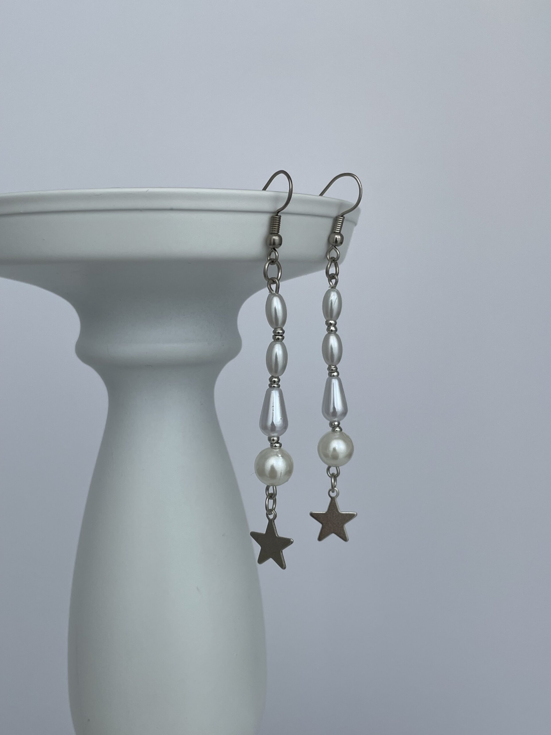 img_9645 LP Özel Üretim Yıldız Detaylı Sallantılı İnci Küpe