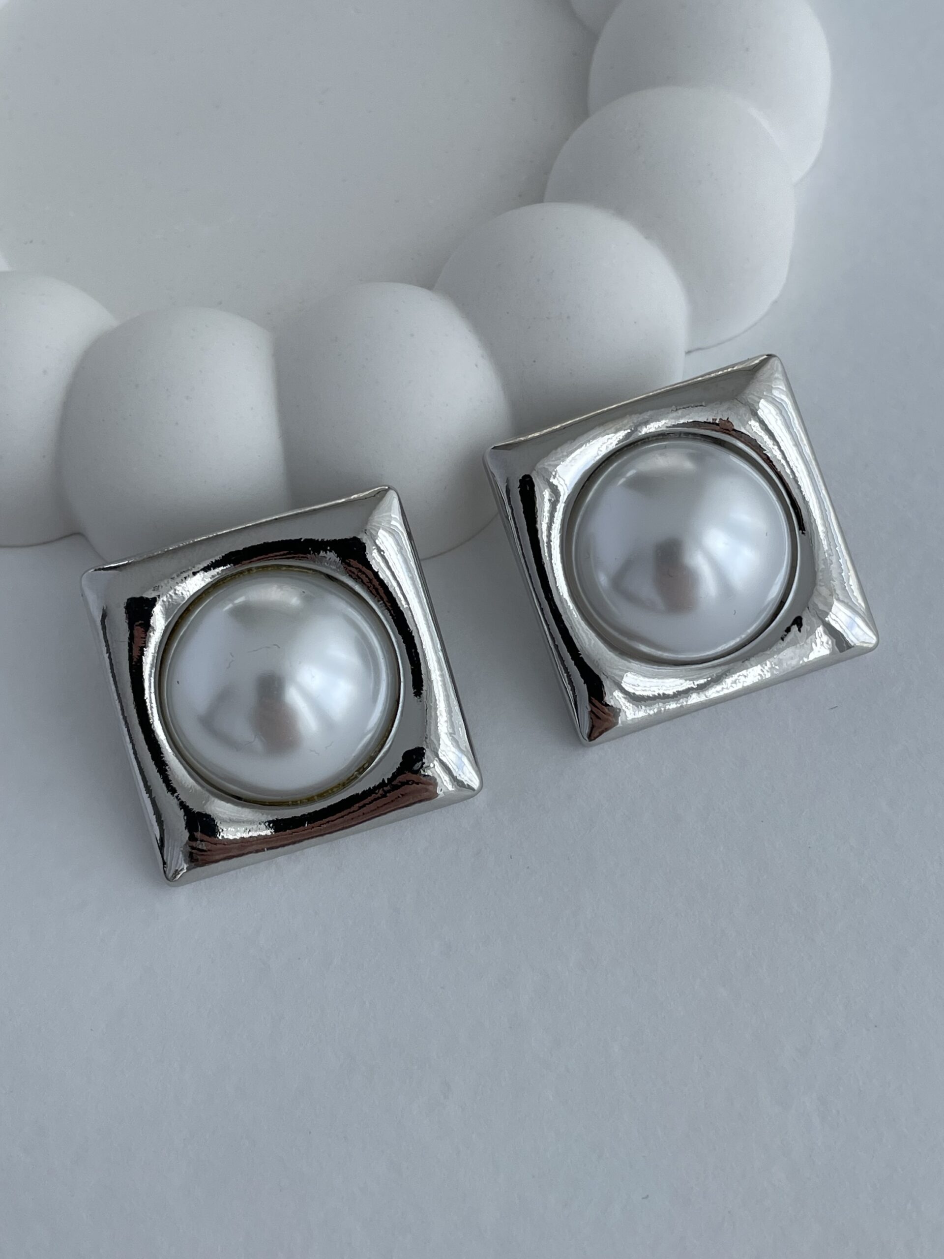 img_2912 Özel Seri Kare Tasarım Gümüş İnci Küpe