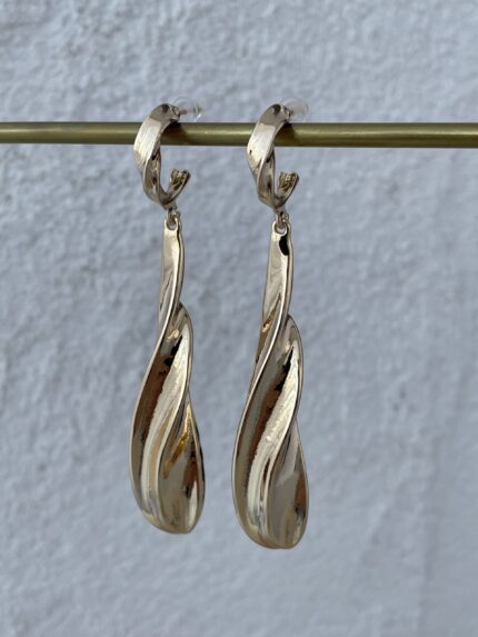 Özel Seri Burgu Desen Büyük Sallantılı Gold Küpe