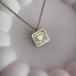 In Love Seri Çelik Kalp Tasarım Kare Gold Kolye