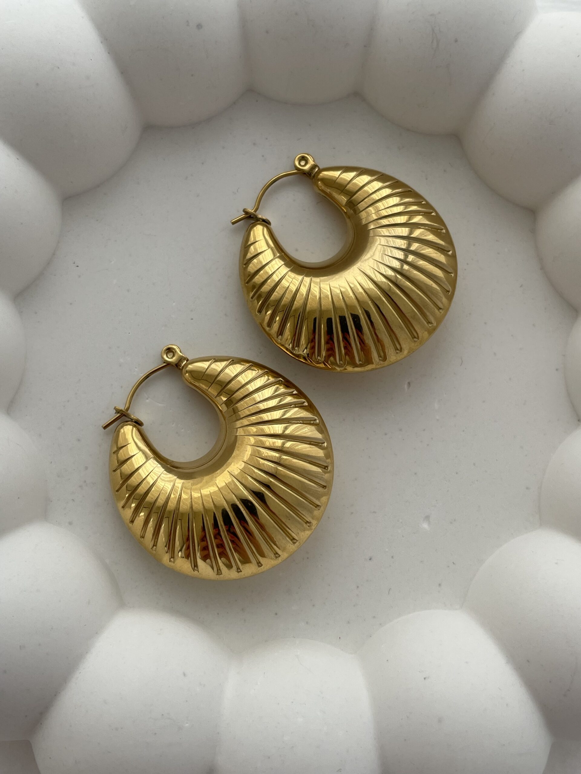 img_4658 Çelik Tırtık Model Oval Gold Küpe