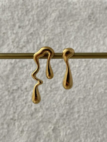 Çelik Su Damlası Gold Küpe