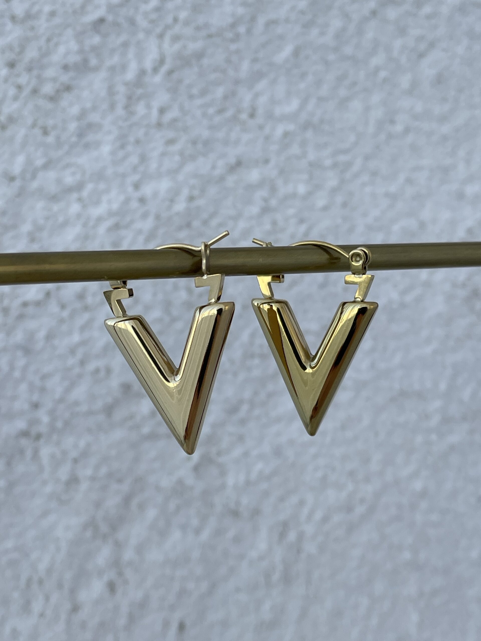 img_5427 Çelik V Tasarım Gold Marka Küpe