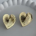 Özel Seri Tırtık Desen Gold Kalp Küpe