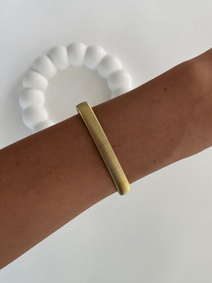 Çelik Tırtık Model İnce Gold Kelepçe Bileklik