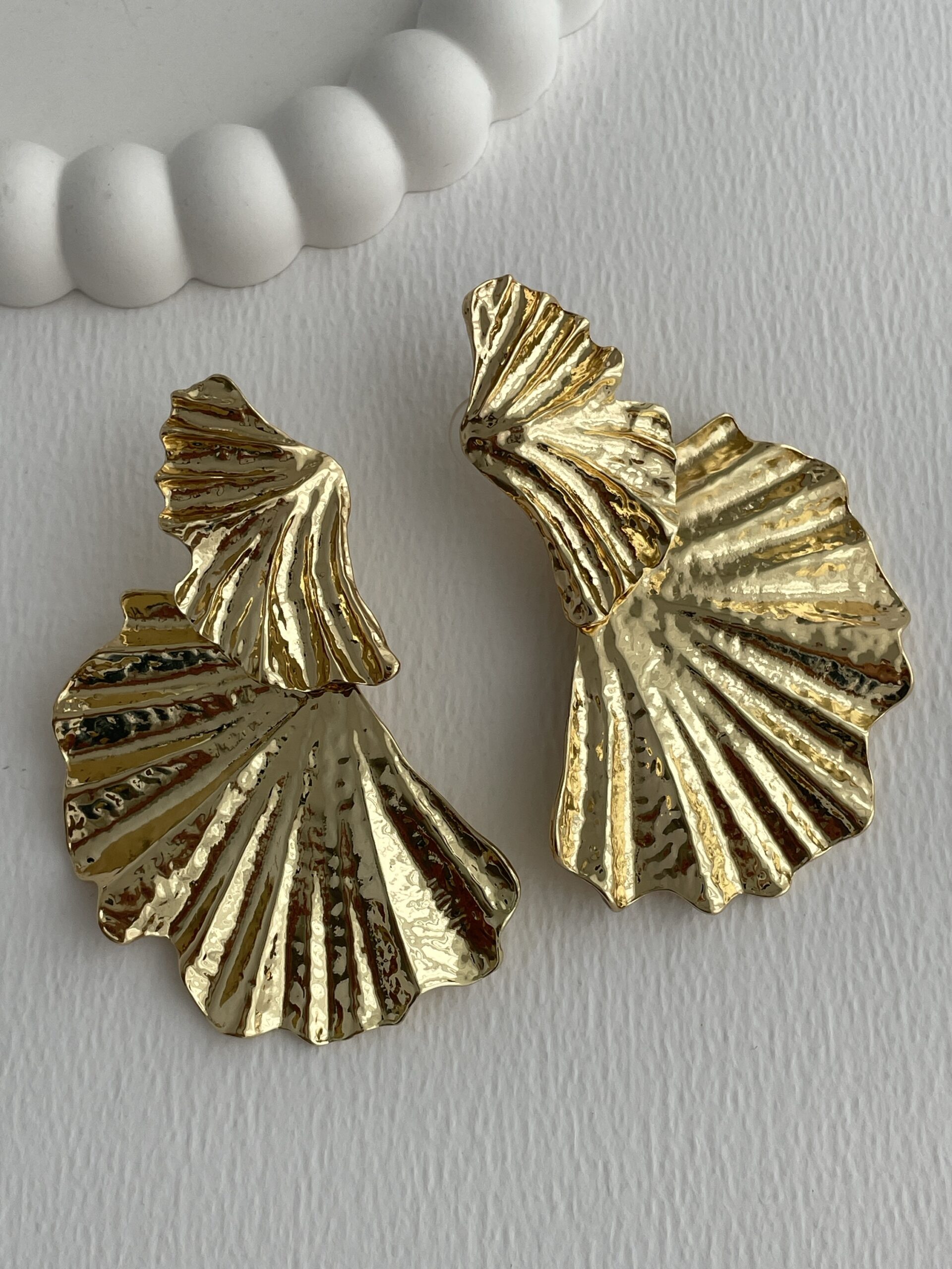 img_2999 Özel Seri İkili Yaprak Tasarım Büyük Boy Gold Küpe