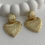 Özel Seri Tırtık Model Gold Kalp Küpe