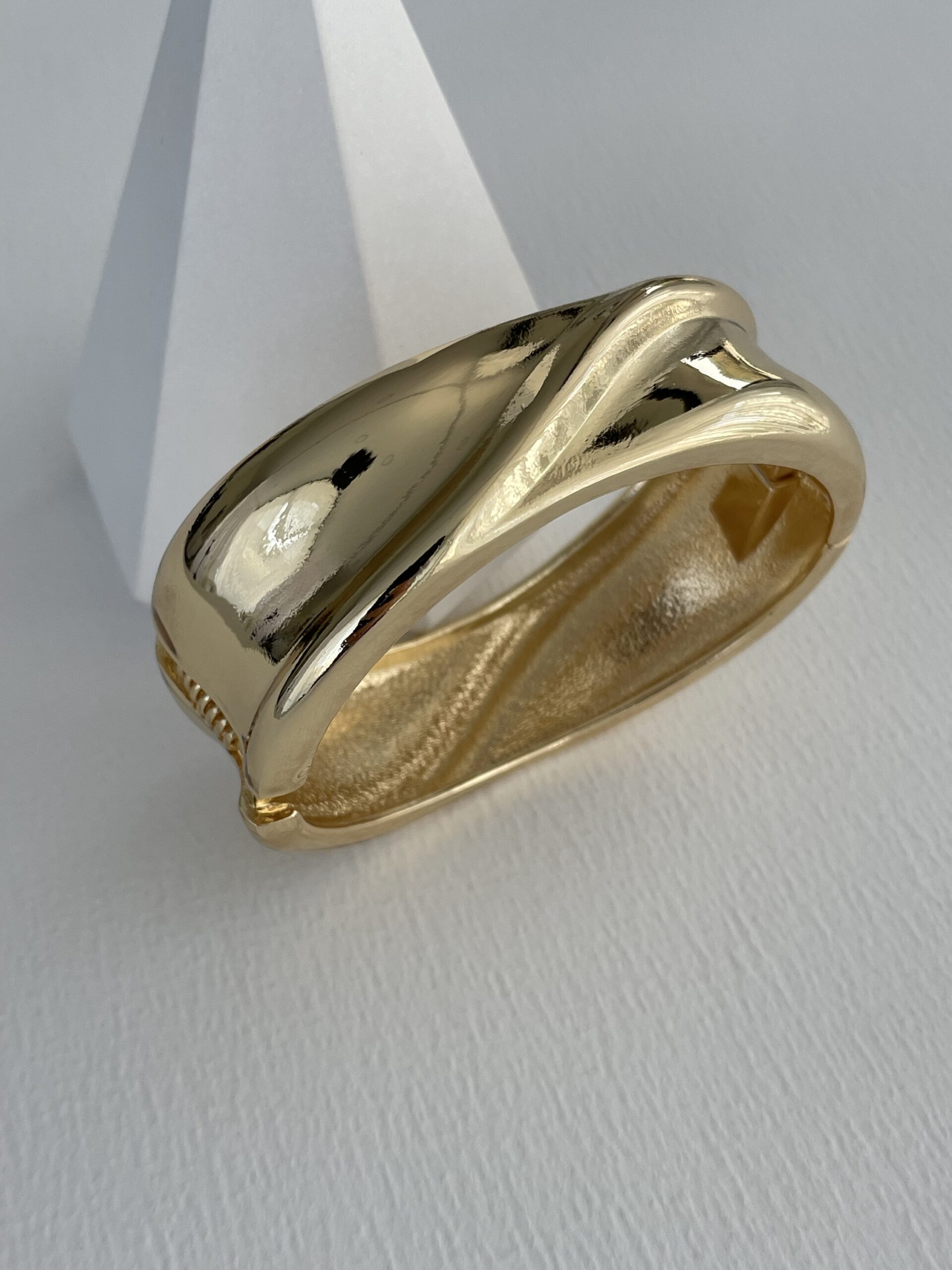 img_9621 Özel Seri Geometrik Desen Gold Kelepçe Bileklik