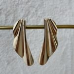 Özel Seri Kanat Tasarım Gold Küpe