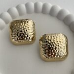 Özel Seri Kare Tasarım Gold Küpe