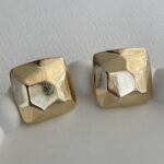 Özel Seri Kare Tasarım Gold Küpe