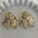 Özel Seri Yaprak Desen Vintage Gold Küpe