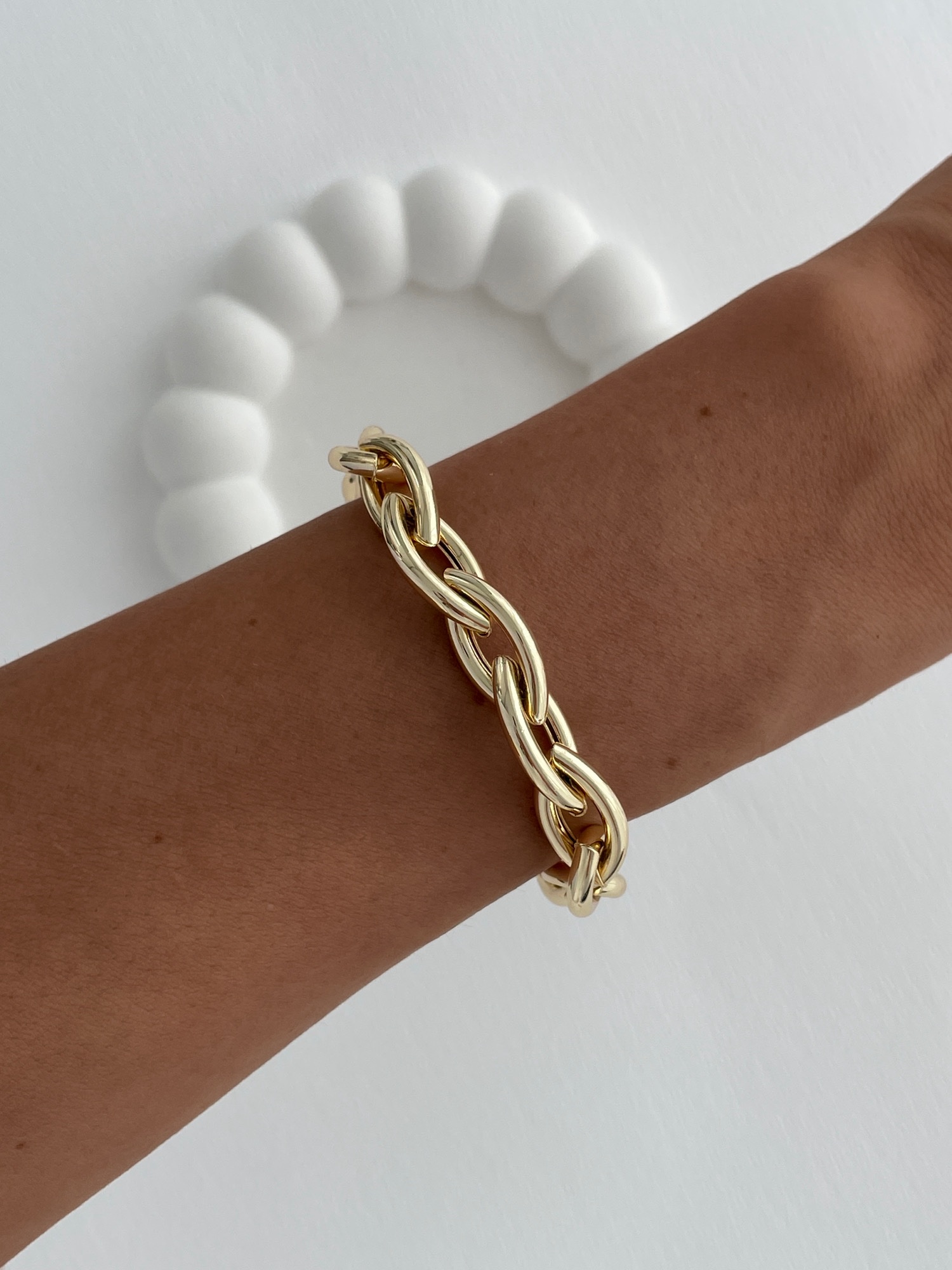 img_0146 Özel Seri Gold Oval Figaro Zincir Bileklik