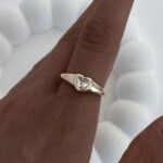 Özel Seri Kalp Tek Taş Gold Ayarlanabilir Yüzük