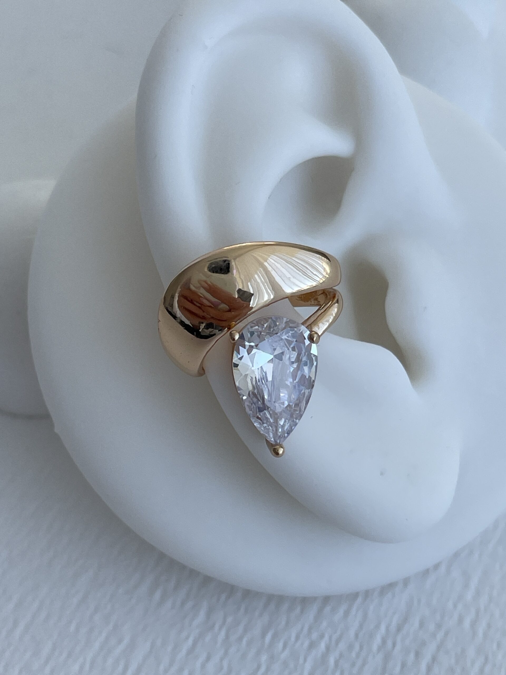 img_4930 Özel Seri Büyük Damla Taş Gold Earcuff