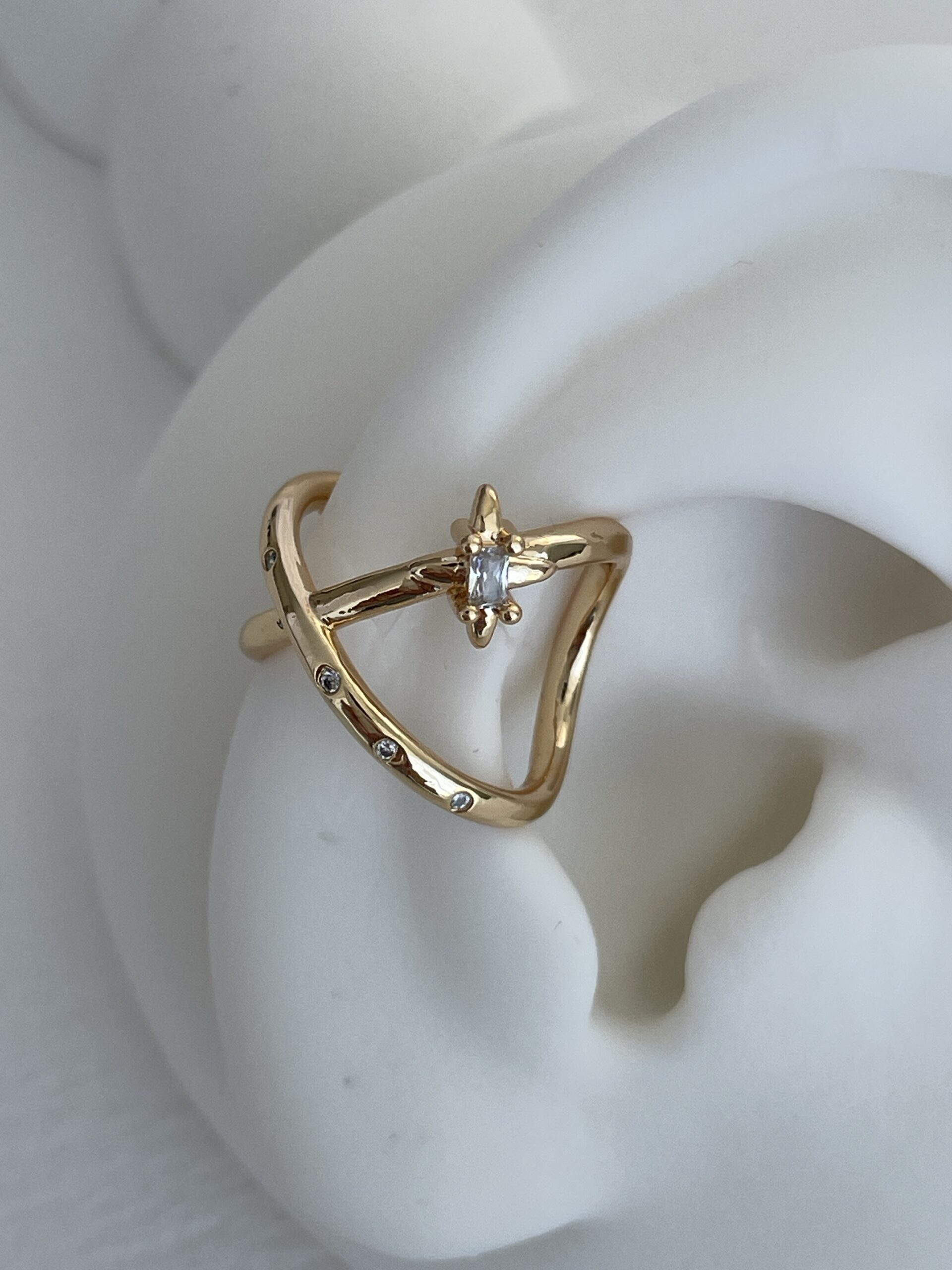 img_4947 Özel Seri Zirkon Taşlı X Tasarım Gold Baget Earcuff