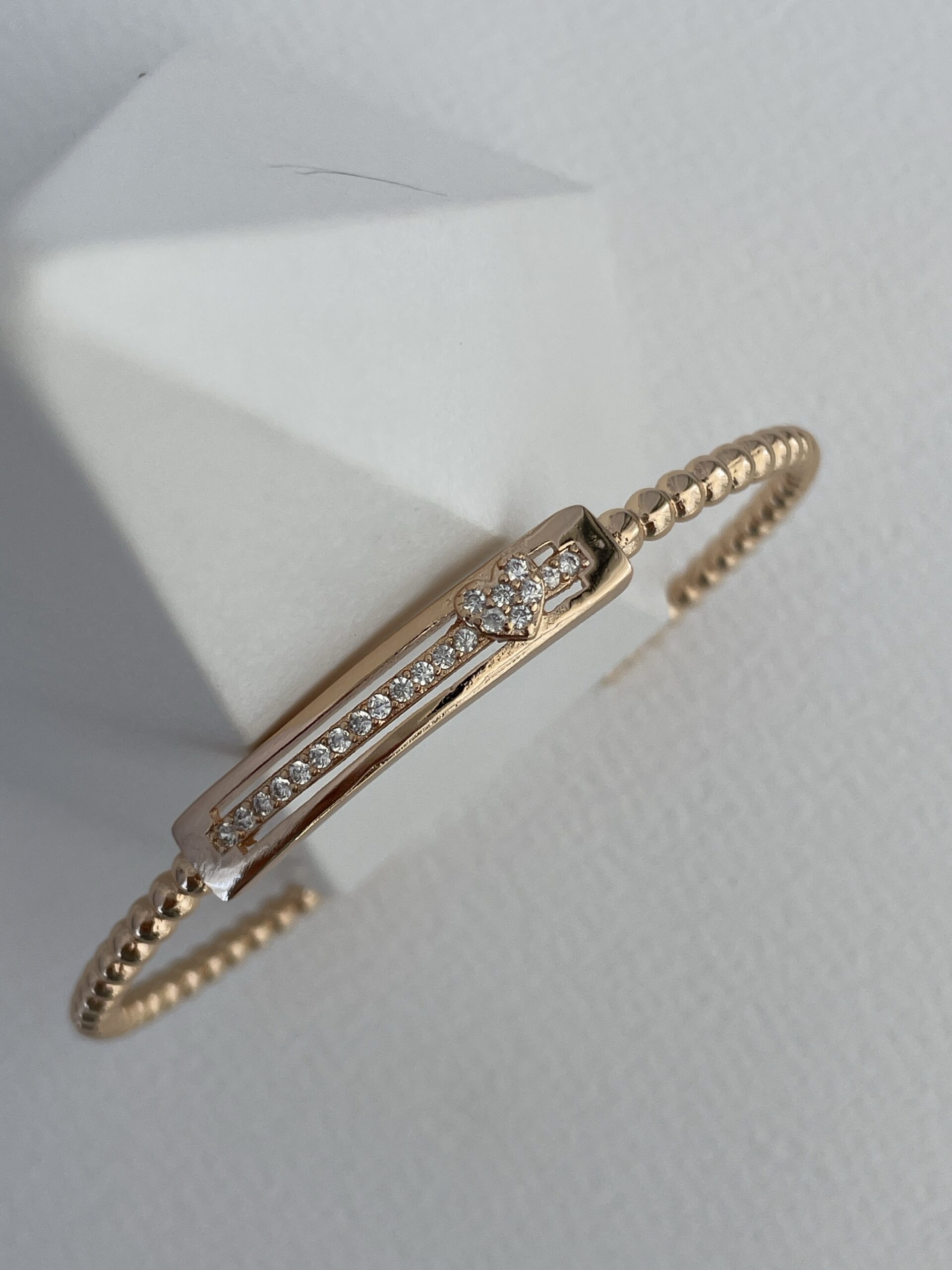 img_5102 Özel Seri Zirkon Taşlı Kalp Tasarım Gold Ayarlanabilir Bileklik