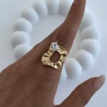 Özel Seri Asimetrik Desen Baget Taşlı Gold Ayarlanabilir Yüzük