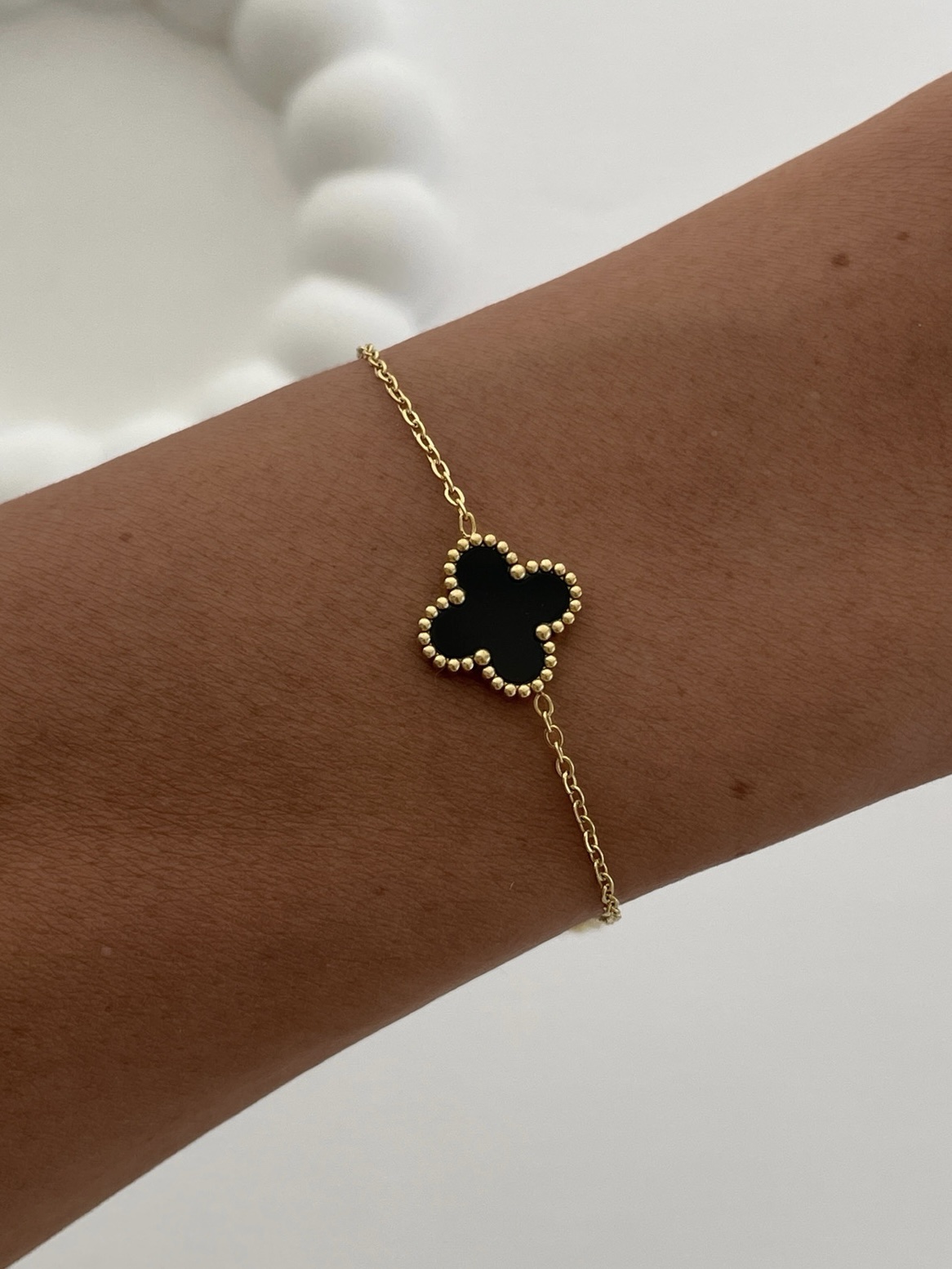 img_2470 Çelik Yonca Tasarım Gold Siyah Bileklik