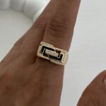Özel Seri Zirkon Taşlı Siyah Mineli Gold Şövalye Yüzük