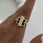 Özel Seri Zirkon Taşlı Siyah Mineli Gold Şövalye Yüzük