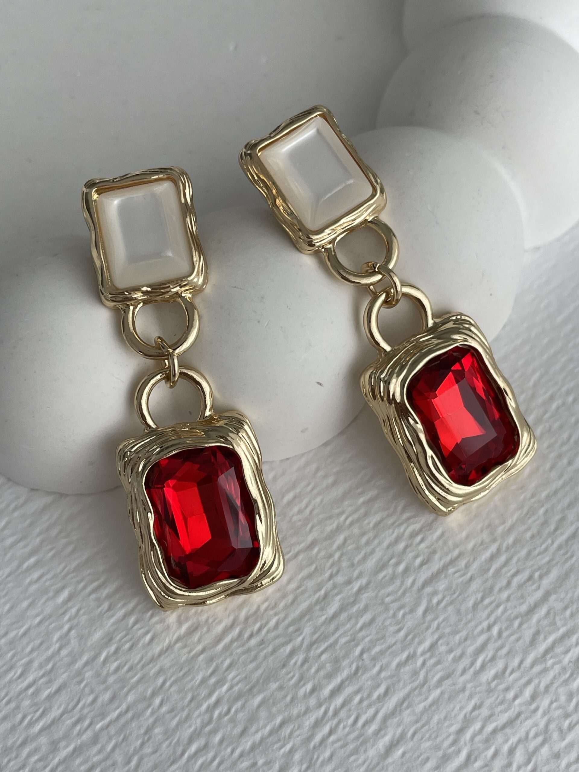 img_3180 Özel Seri Büyük ZR Model Renkli Taş Gold Küpe