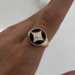 Özel Seri Zirkon Taşlı Siyah Mineli Gold Şövalye Yüzük
