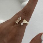 Özel Seri Üçgen Taşlı Ok Tasarım Ayarlanabilir Gold Yüzük