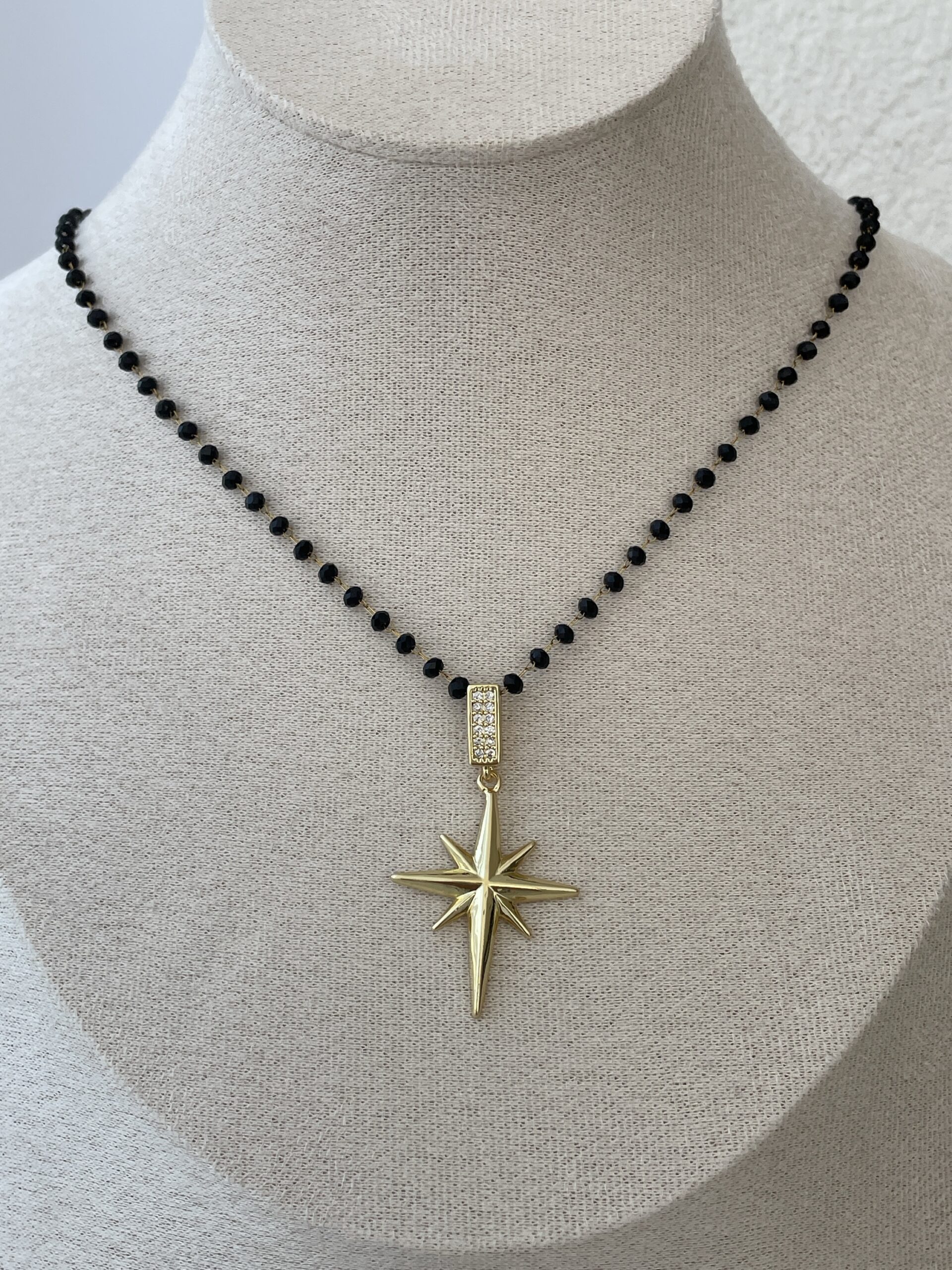 img_3624 Özel Seri Zirkon Taşlı Marka Model Gold Yıldız Kolye